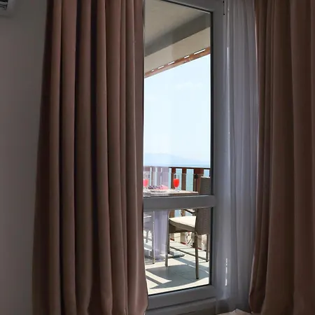 Apartahotel Stylish Paradiso 206 4*